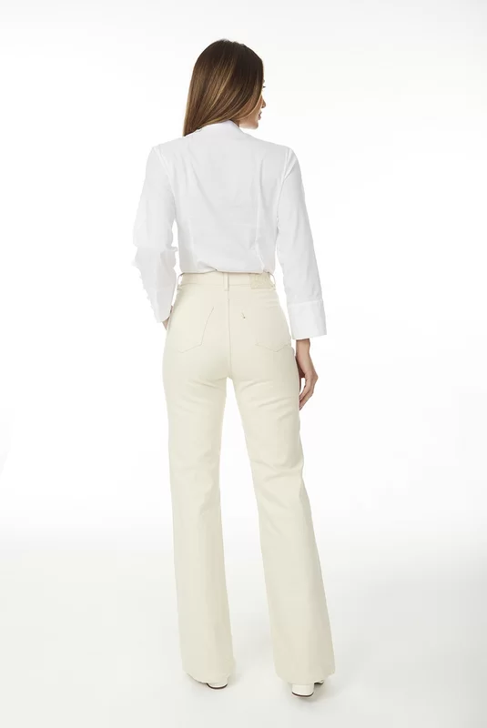 dz20533-calca-jeans-feminina-wide-leg-com-puidos-na-parte-frontal-denim-zero-costas